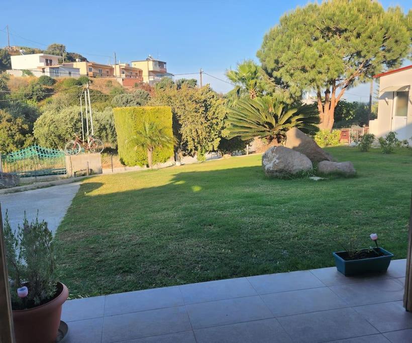 Lux House With Garden